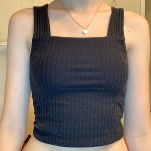 cropped tank top